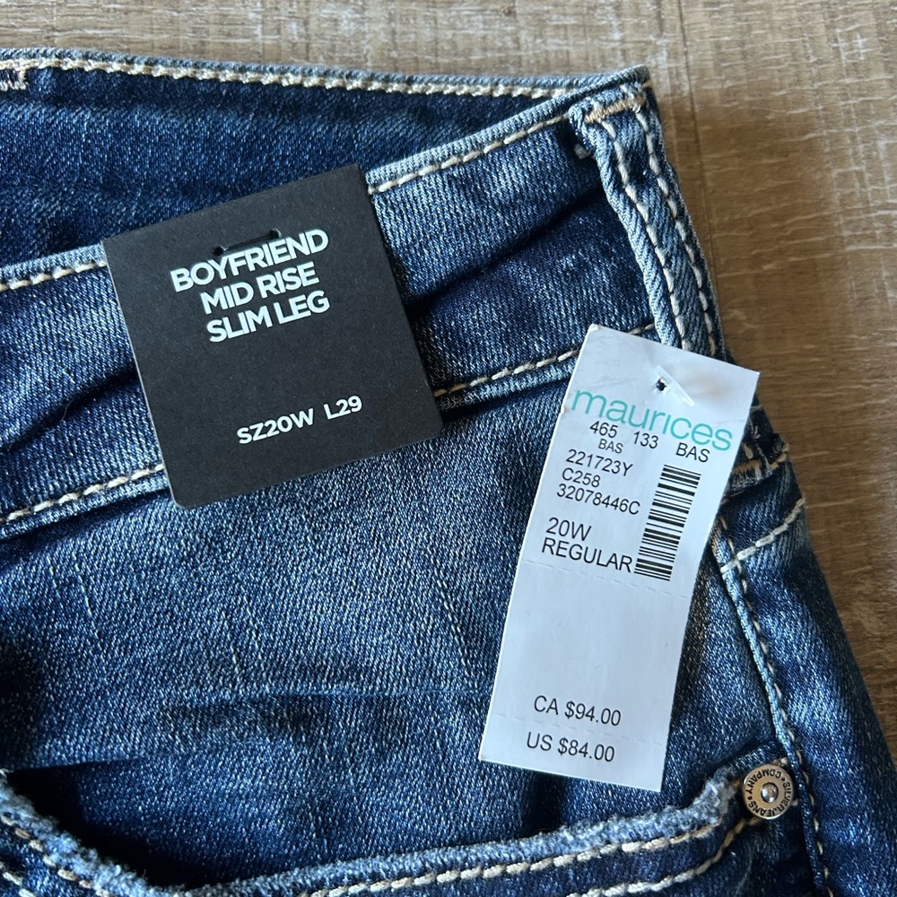 Silver Jeans Boyfriend Mid Rise Slim Leg Size 20 W Length 29.5 Luxe Stretch NEW - Picture 16 of 16